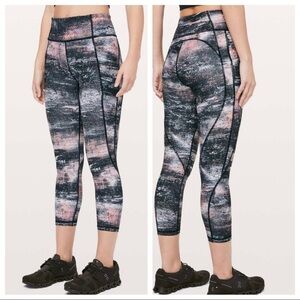🆕 Lululemon Time To Sweat Crop 23” s…